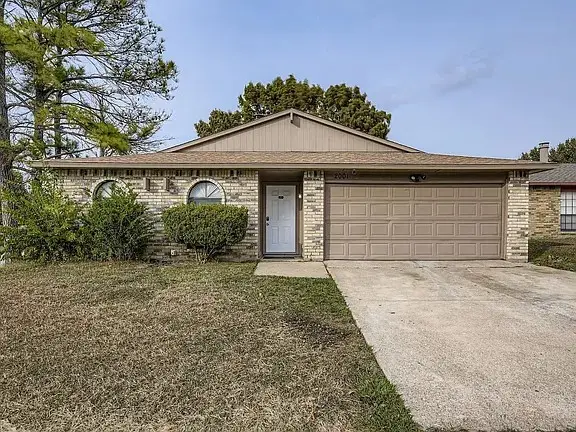 2001 Newbury Drive, Arlington, TX 76014 - #2