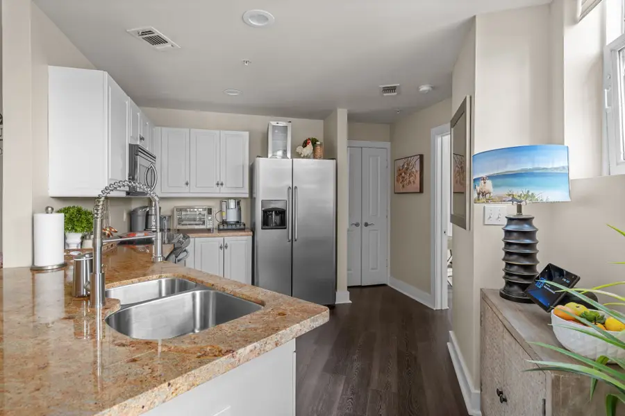 411 W 7th Street #302, Fort Worth, TX 76102 - #3