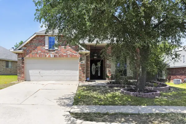 6819 Woodcrest Lane, Sachse, TX 75048