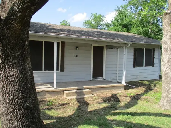 610 Jefferson Avenue, Princeton, TX 75407
