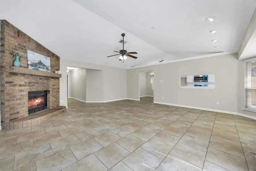 630 Berkley Drive, Grapevine, TX 76051 - #2