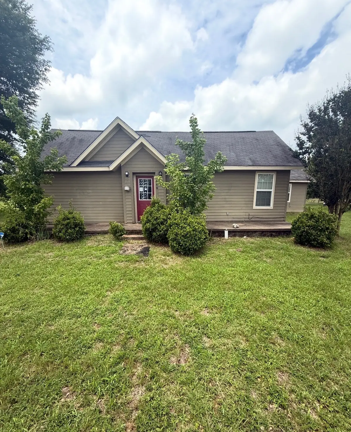 648 S Center Street, Buffalo, TX 75831 - #1