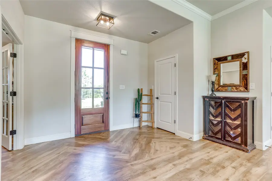 1000 Churchill Lane, Millsap, TX 76066 - #2
