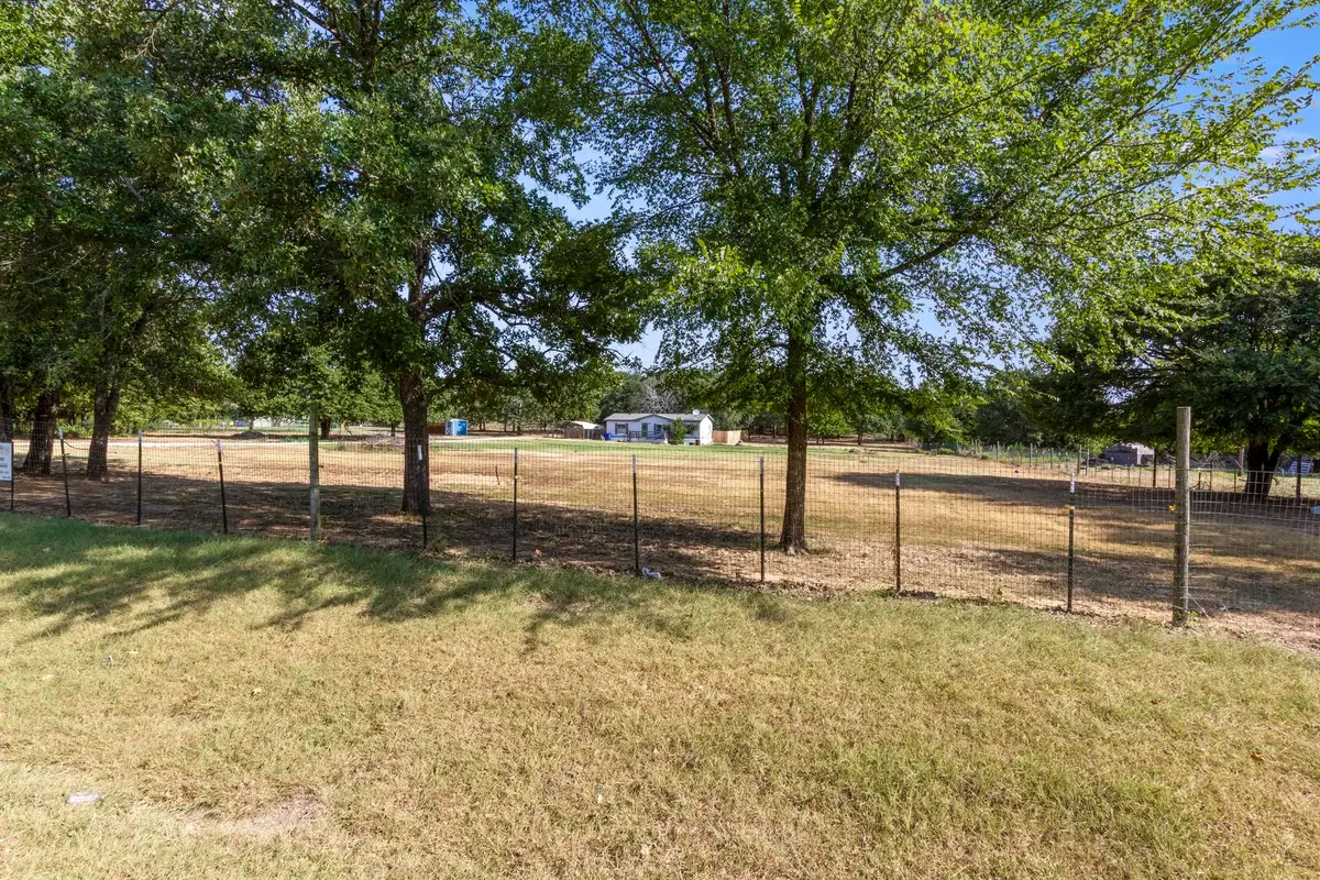 313 Hogan Lane, Whitesboro, TX 76273 - #1