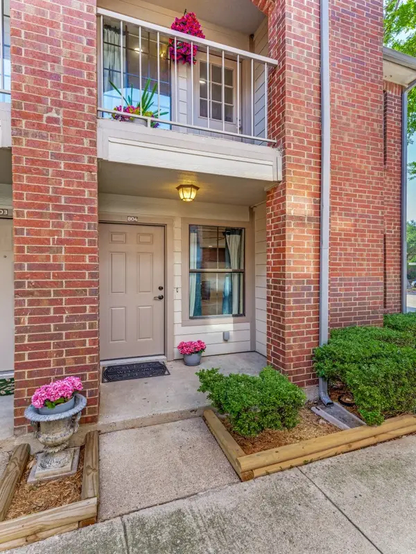 3253 Donnelly Circle #804, Fort Worth, TX 76107
