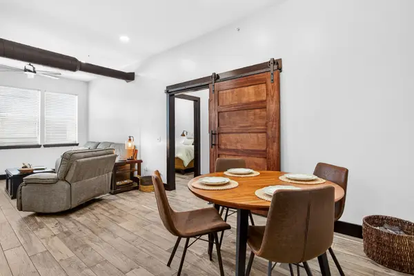 201 W Lancaster Avenue #421, Fort Worth, TX 76102