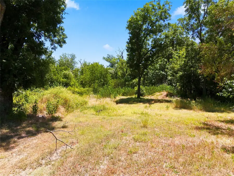 1915 Seley Avenue, Waco, TX 76704 - #2
