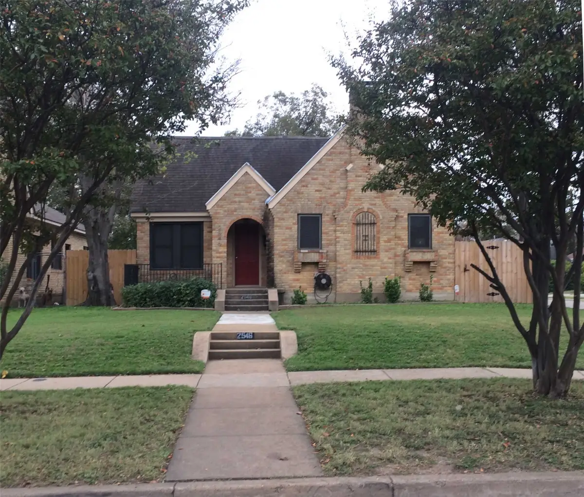 2546 Gladstone Drive, Dallas, TX 75211 - #1