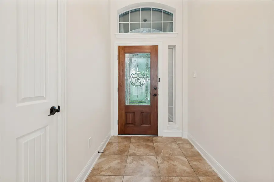 828 Spring Creek Drive, Grapevine, TX 76051 - #3