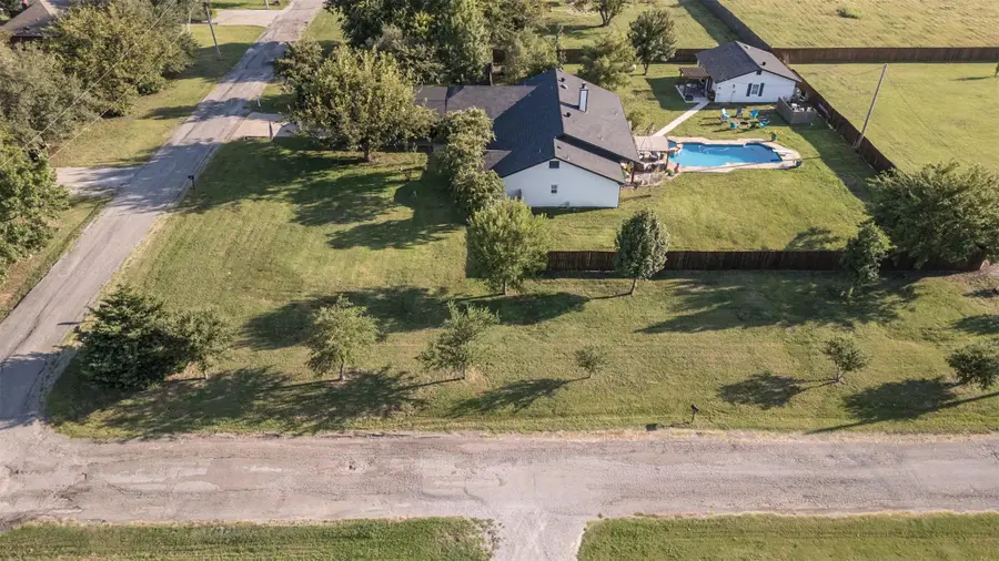 511 S Sulphur Street, Leonard, TX 75452 - #3