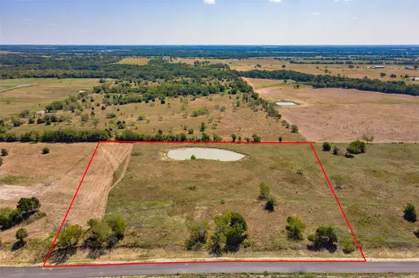 1395 Channing Lane, Wills Point, TX 75169