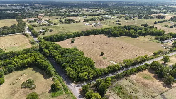 1731 Chapel Road, Quinlan, TX 75474