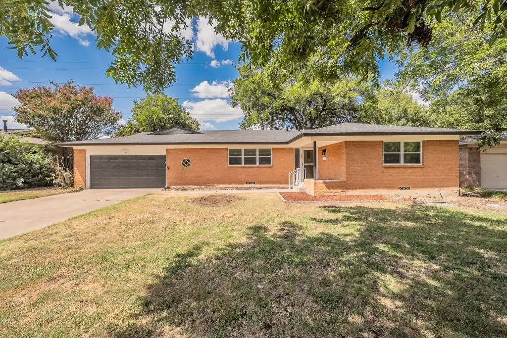5413 Jane Anne Street, Haltom City, TX 76117 - #1