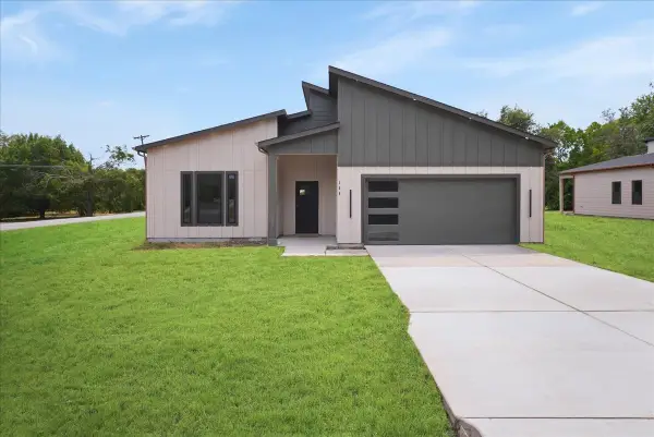 108 W Dogwood Trail, Fate, TX 75087