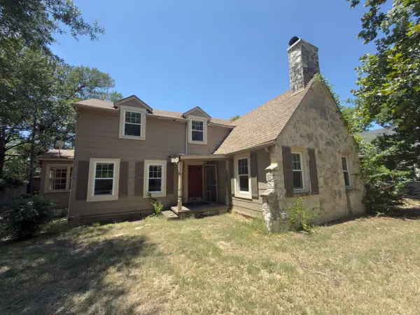 2309 Mayo Street, Commerce, TX 75428