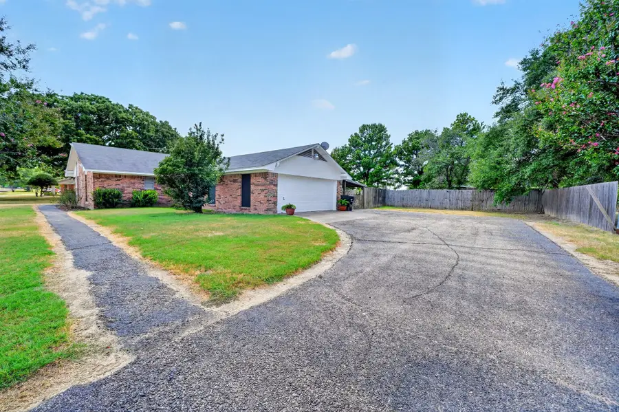 720 S Houston Street, Edgewood, TX 75117 - #2