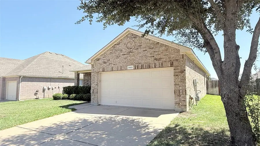 7901 Roswell Court, Arlington, TX 76002 - #3
