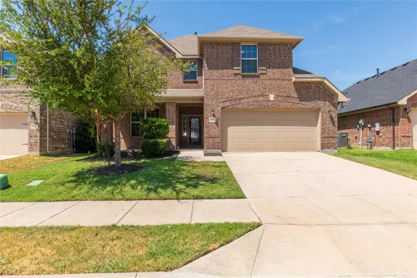 812 Goldenmist Drive, Little Elm, TX 75068