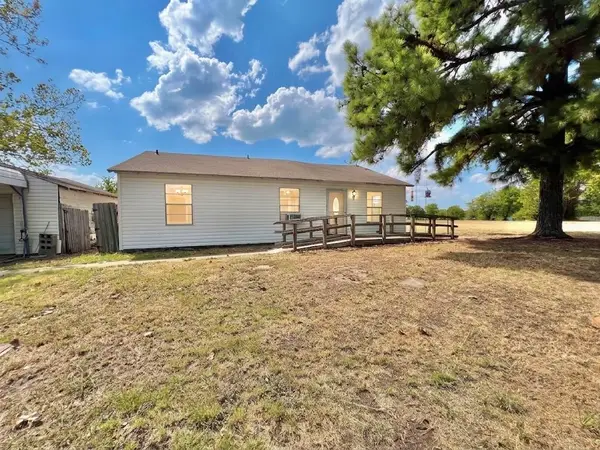 130 Calhoun Cove, East Tawakoni, TX 75472