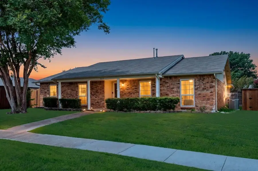 6005 Blair Oaks Drive, The Colony, TX 75056 - #2