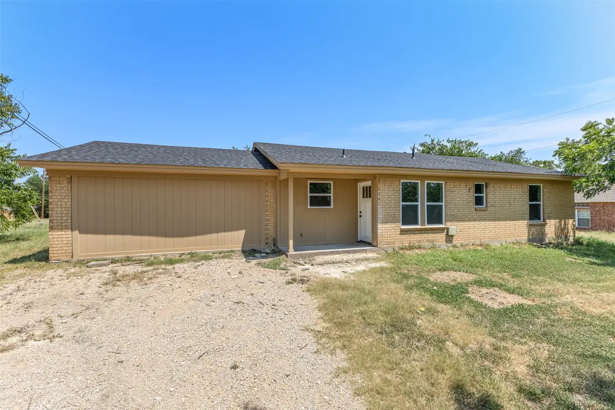 420 Dogwood Street, Springtown, TX 76082 - #1