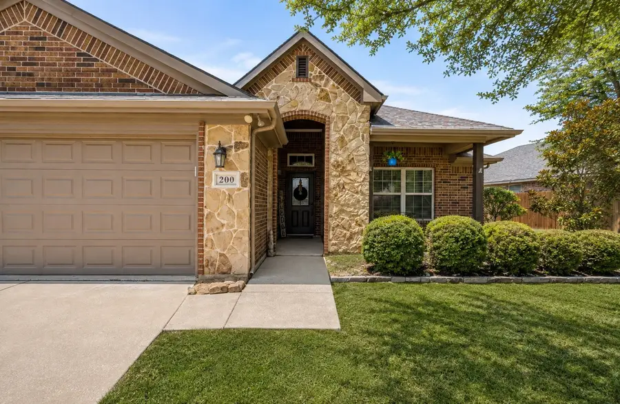 200 Jacinth Lane, Granbury, TX 76049 - #2