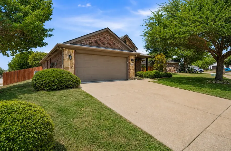 200 Jacinth Lane, Granbury, TX 76049 - #3