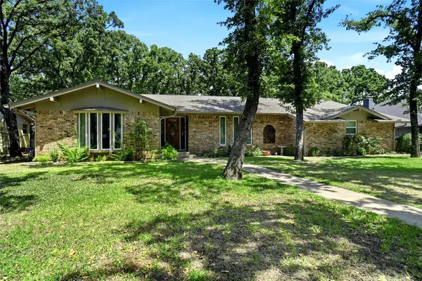 130 Nottingham Circle, Bridgeport, TX 76426
