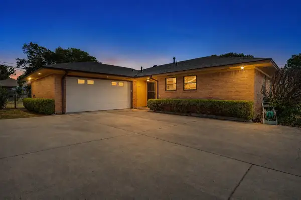 303 Merribrook Trail, Duncanville, TX 75116