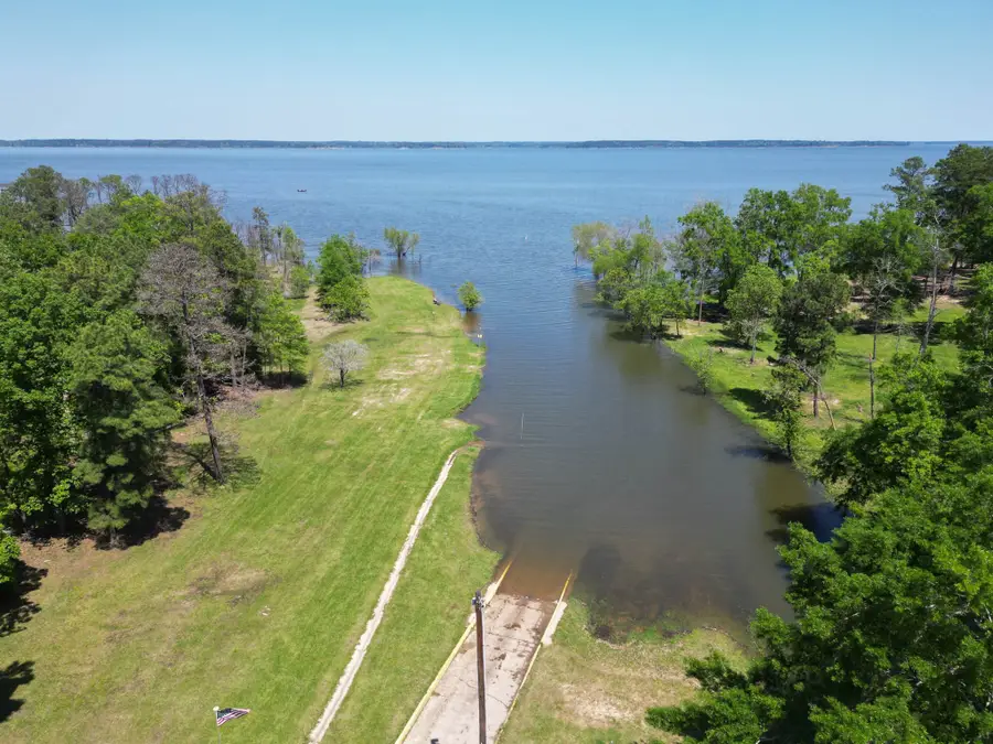 281 Moses Street, Zavalla, TX 75980 - #3