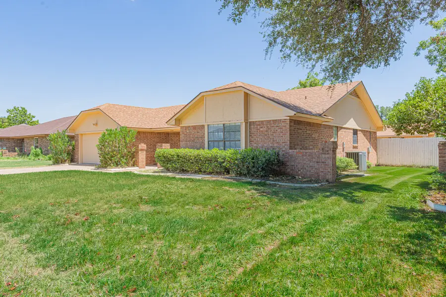 1015 Meadowlark Lane, Granbury, TX 76048 - #3