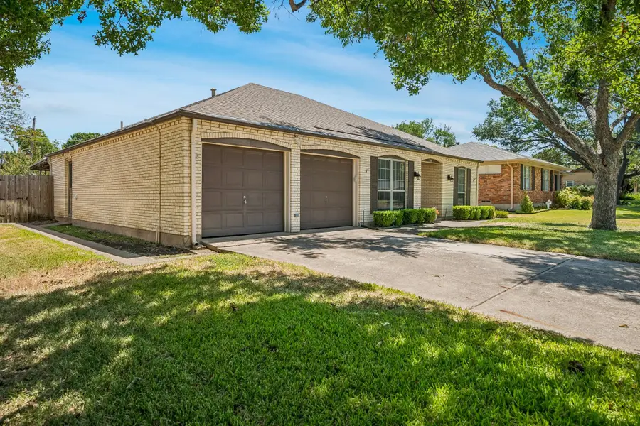 902 N Lindale Lane, Richardson, TX 75080 - #2