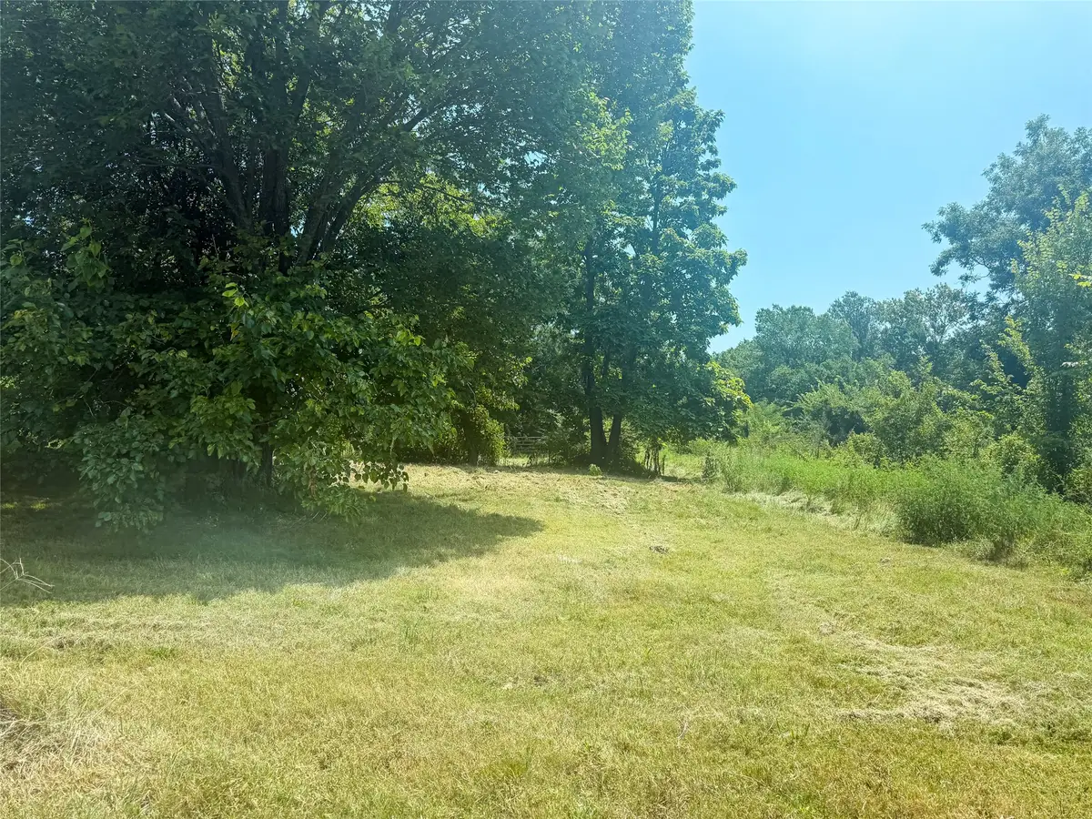 1220 & 1230 NW 12 1/2 St., Paris, TX 75460 - #1