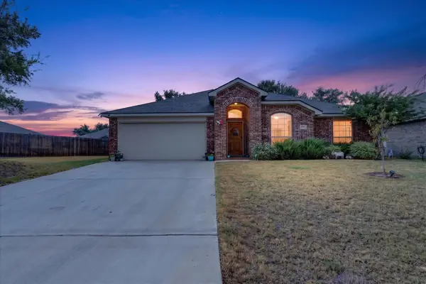 2807 River Ridge Court, Granbury, TX 76048