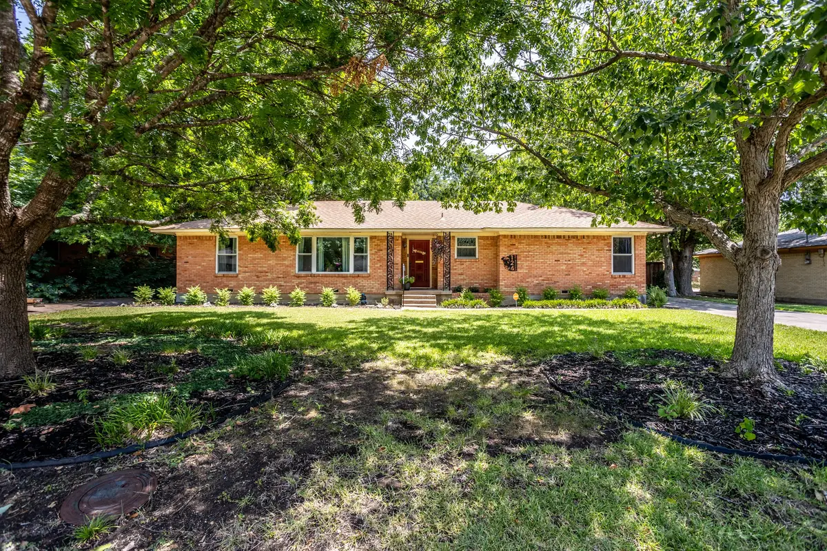 124 Martin Drive, Lancaster, TX 75146 - #1