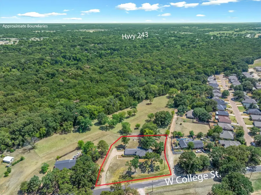 1015 W College Street, Canton, TX 75103 - #2