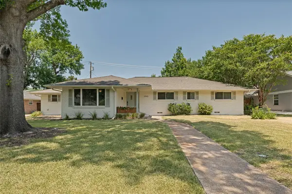 Address Withheld By Seller, Dallas, TX 75229