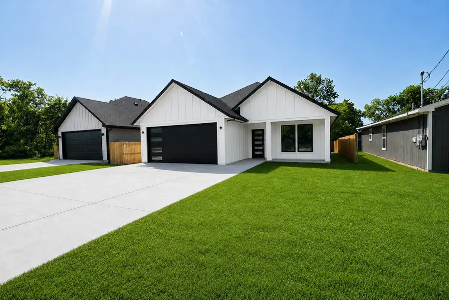 307 E 13th, Corsicana, TX 75110 - #3