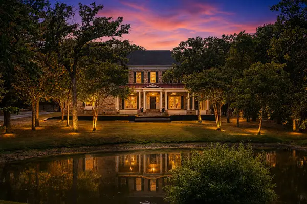 9600 Oak Meadow Lane, Pilot Point, TX 76258