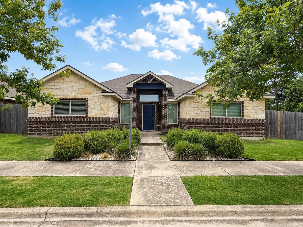 220 Church Avenue, Waco, TX 76706 - #1