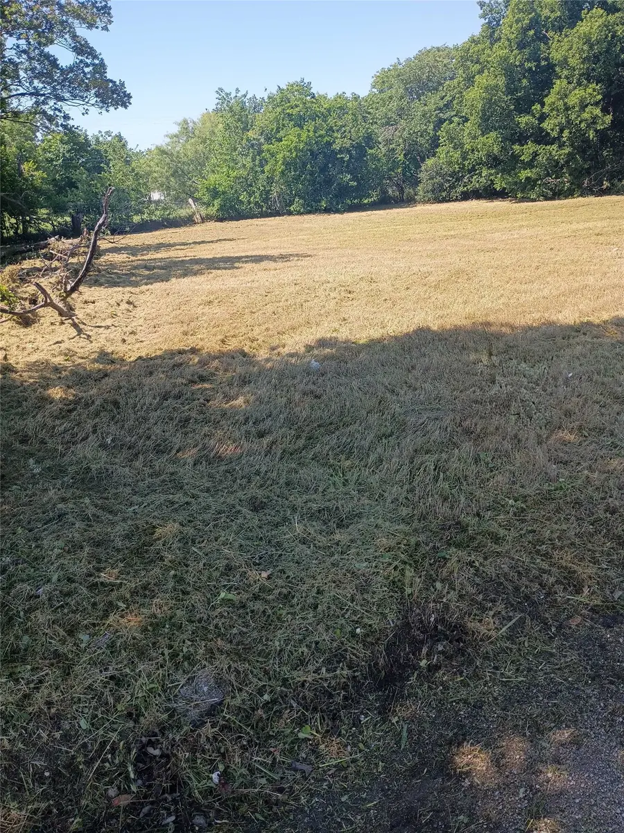 902 2nd Street, Mineral Wells, TX 76067 - #2