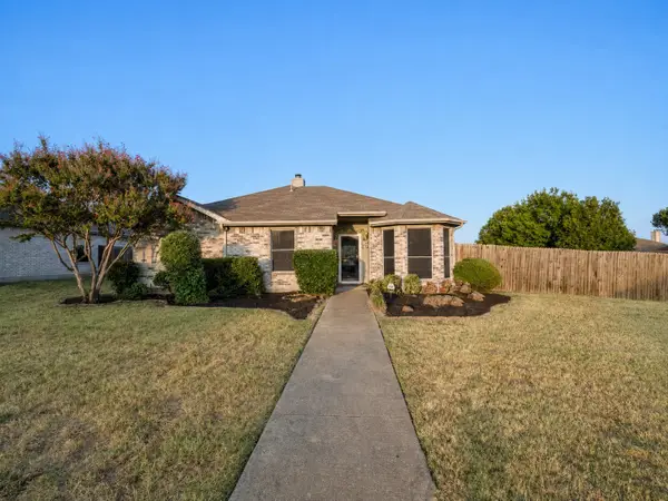 1908 Chapman Drive, Lancaster, TX 75134
