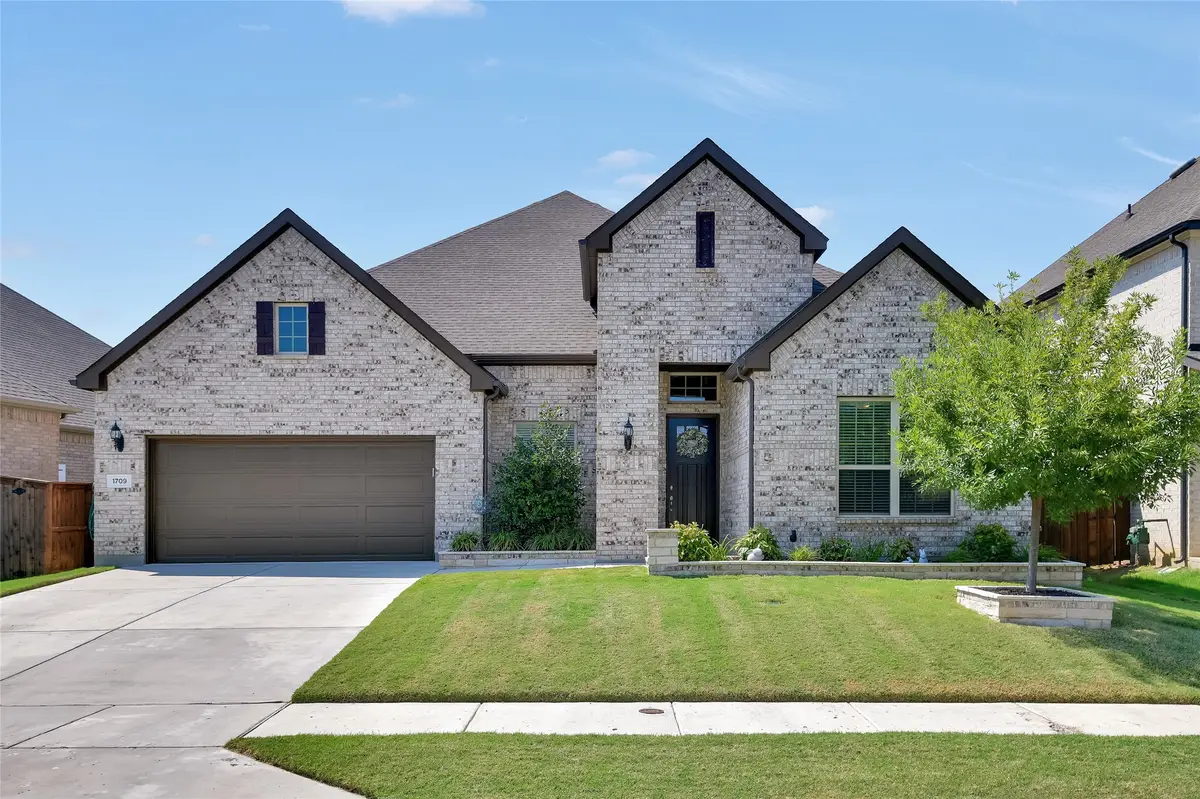 1709 Hamlet Drive, Fort Worth, TX 76052 - #1
