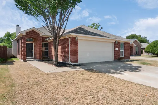 508 Ammonite Court, Arlington, TX 76002