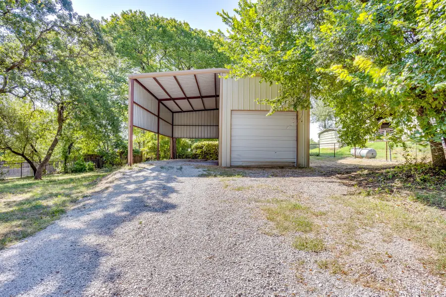220 Royal Court, Weatherford, TX 76085 - #2