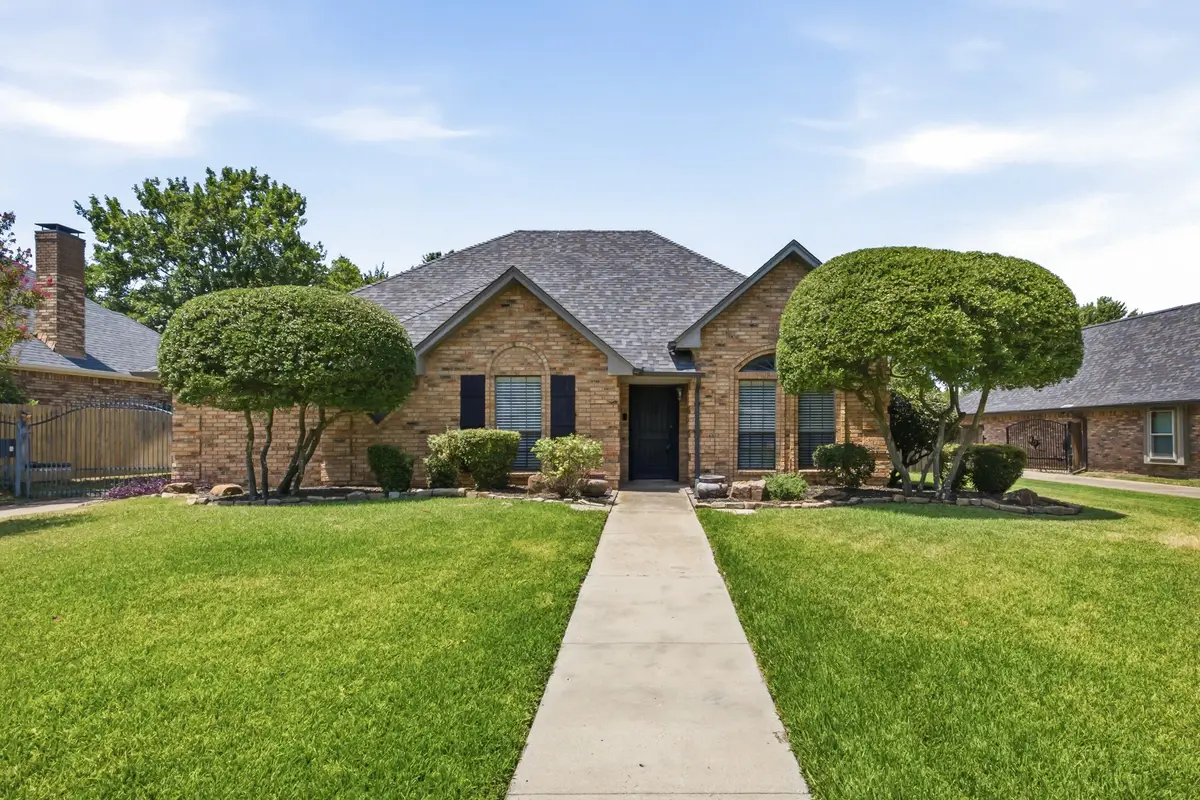 11 Edgemere Drive, Trophy Club, TX 76262 - #1