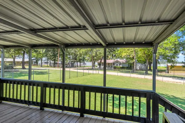 18297 Pine Drive, Eustace, TX 75124