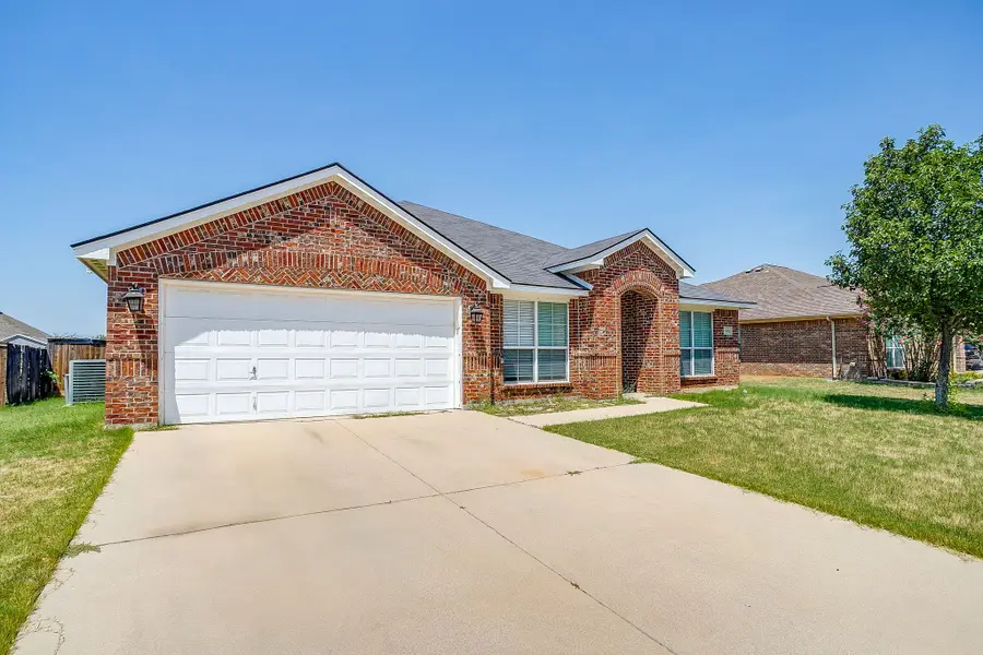 2214 Taylor Drive, Weatherford, TX 76087 - #2