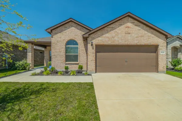 9628 Austin Hollow Road, Fort Worth, TX 76036