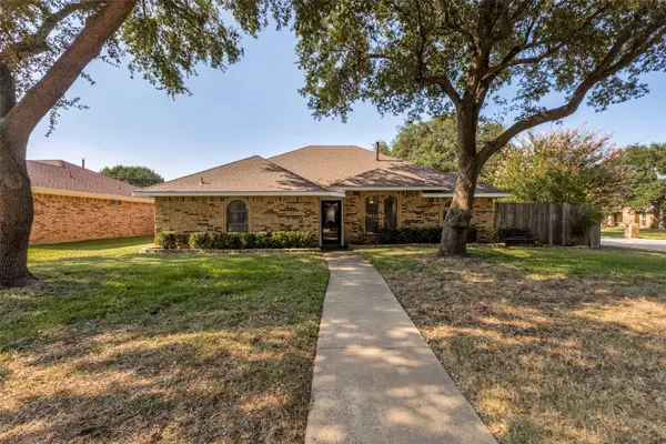 841 Broadmoor Drive, Mesquite, TX 75149